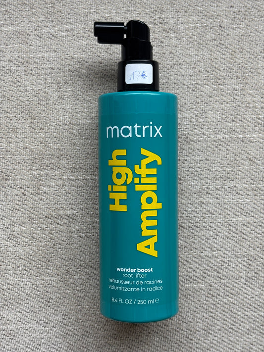 Matrix High Amplify – Spray Wonder Boost Rehausseur de Racines (250 ml)
