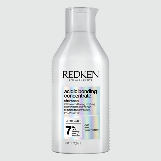 REDKEN ACIDIC BONDING
CONCENTRATE SHAMPOING
RÉPARATEUR 300ML
